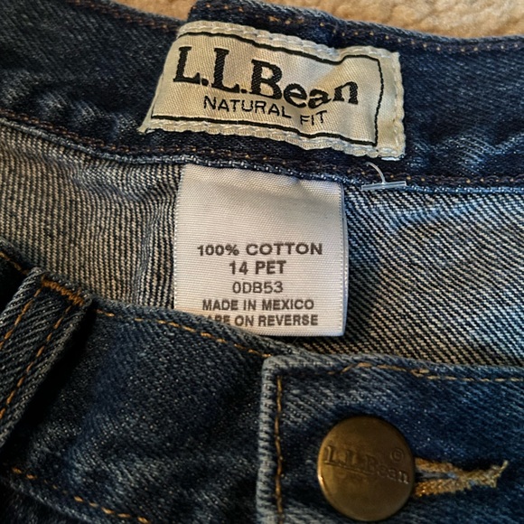 L.L. Bean High Waisted Jean Short - Picture 5 of 6